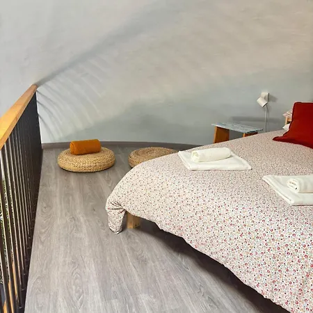 Kompleks wypoczynkowy Casinhas Dos Valados *