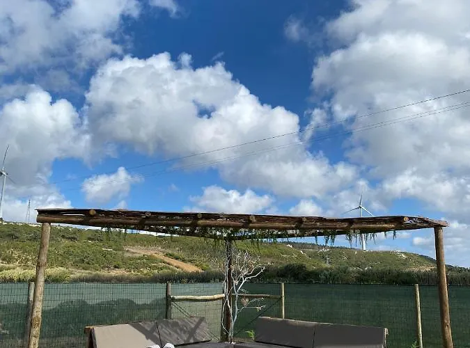 Casinhas Dos Valados ホリデーパーク アトウギア・ダ・バレイア