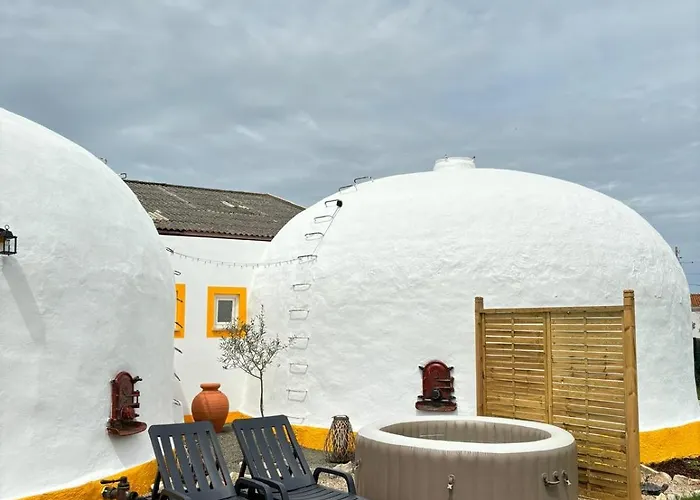 ホリデーパーク Casinhas Dos Valados アトウギア・ダ・バレイア